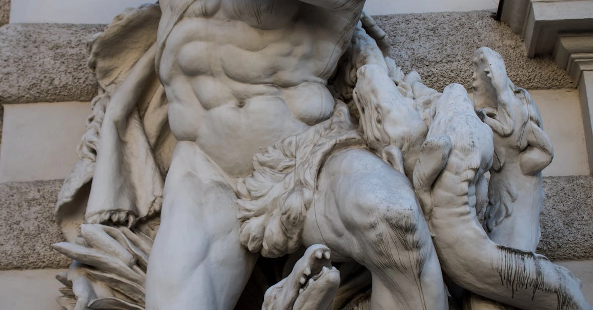 Мифологическое противостояние богов как метафора внутреннего конфликта